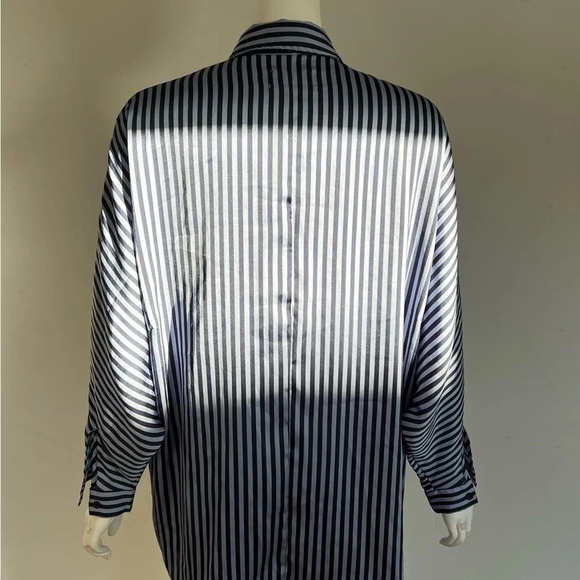 urban outfitters Sunny Day women’s white striped long sleeve shirt Blouse Size M - Picture 6 of 10